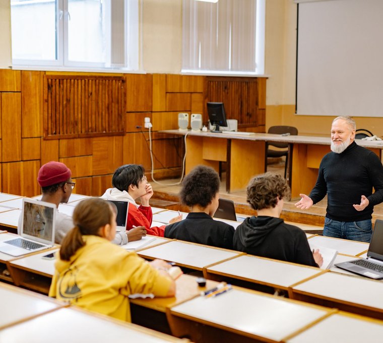 Doučování, které vysvětlí, ne odbyde